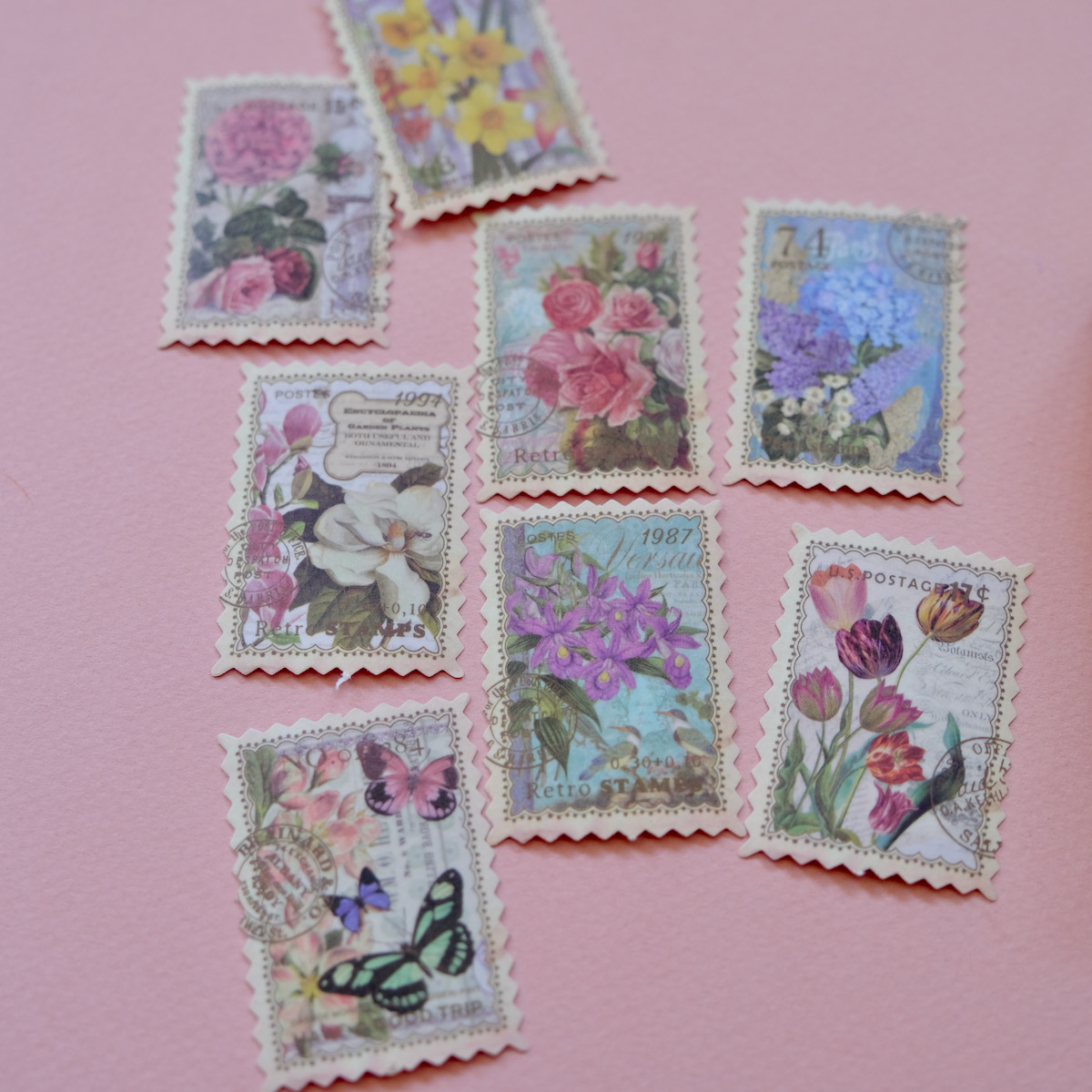 Sticker boites aux lettres déco Fleurs et papillon 30x30cm 3503