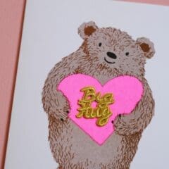 Carte Brodée Bear Hug
