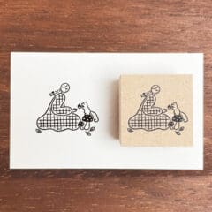 Tampon Japonais Fille à l'Écureuil
