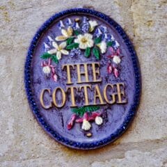 Photographies Brodées - The Cottage